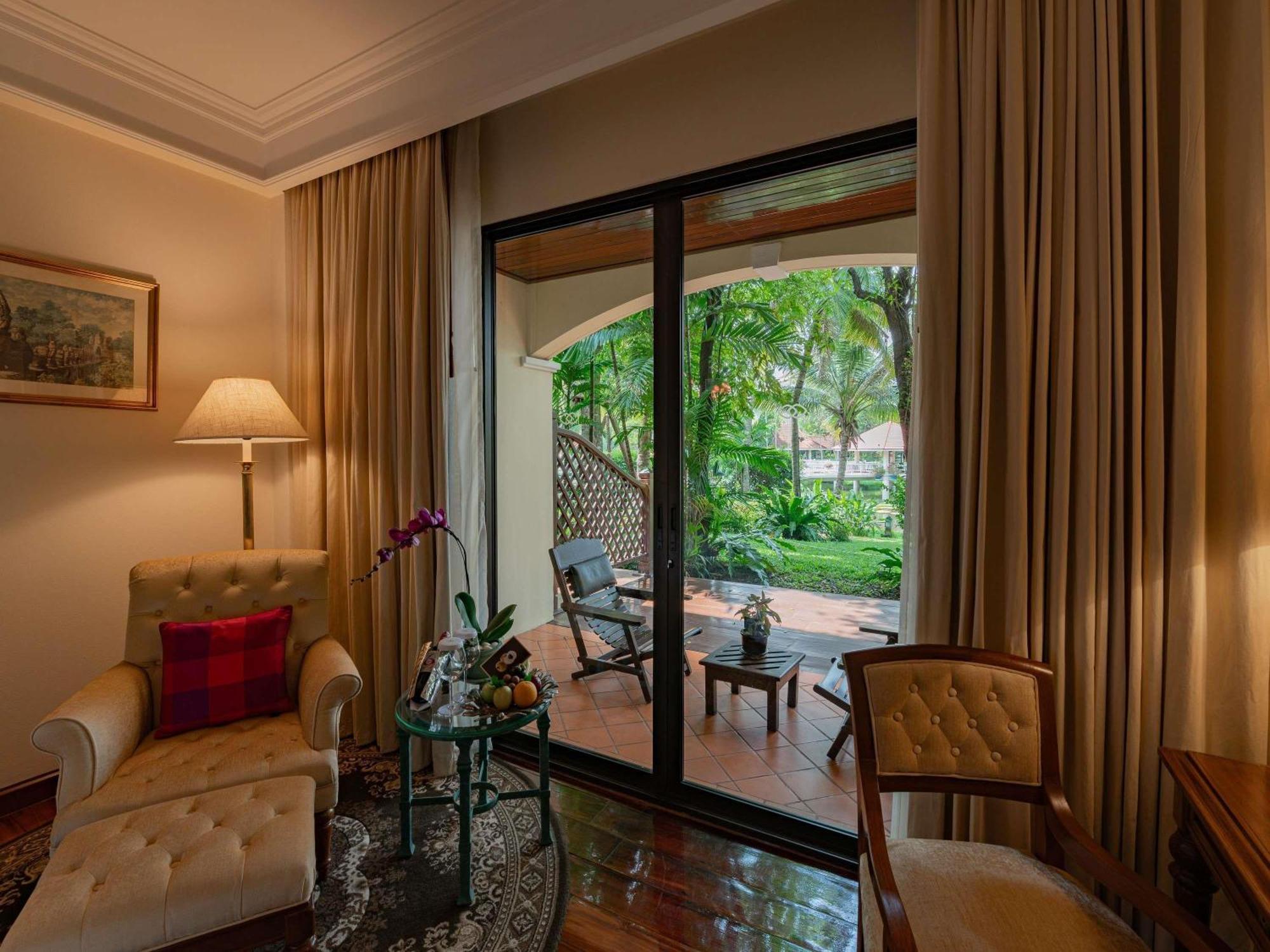 Luxury King Room with Terrace
